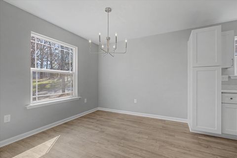 Tiny photo for 2511 Saxon Street St, Tallahassee, FL 32310 (MLS # 396502)