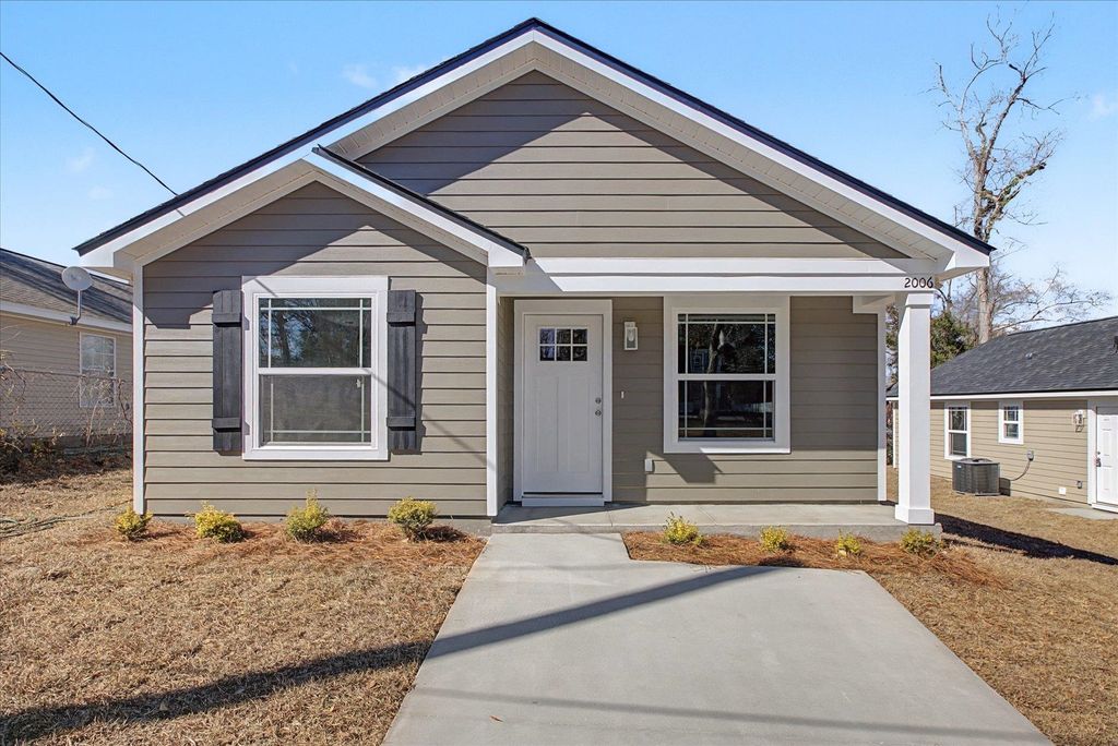 Photo of 2511 Saxon Street St, Tallahassee, FL 32310 (MLS # 396502)