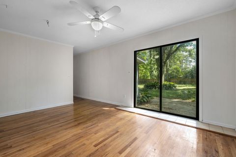 Tiny photo for 217 Sinclair Rd, Tallahassee, FL 32312 (MLS # 390609)