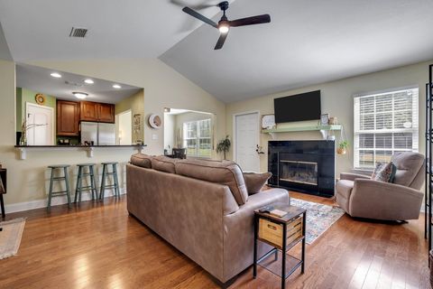 Tiny photo for 3020 Gatlin Road, Tallahassee, FL 32310 (MLS # 398008)