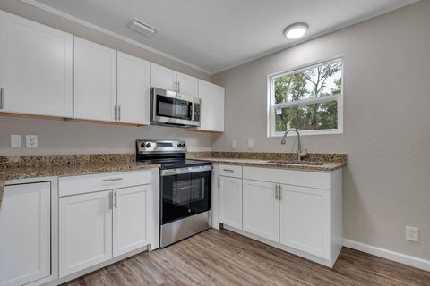 Tiny photo for 9201 Road To The Lake Road, Tallahassee, FL 32317 (MLS # 394356)