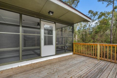 Tiny photo for 9201 Road To The Lake Road, Tallahassee, FL 32317 (MLS # 394356)