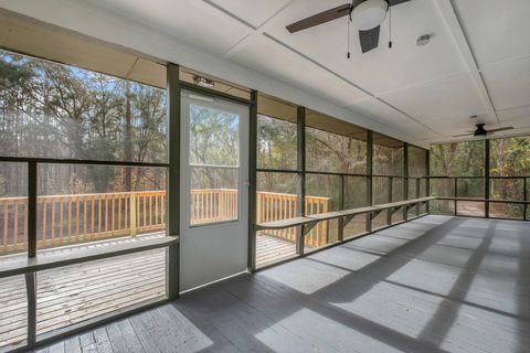 Tiny photo for 9201 Road To The Lake Road, Tallahassee, FL 32317 (MLS # 394356)