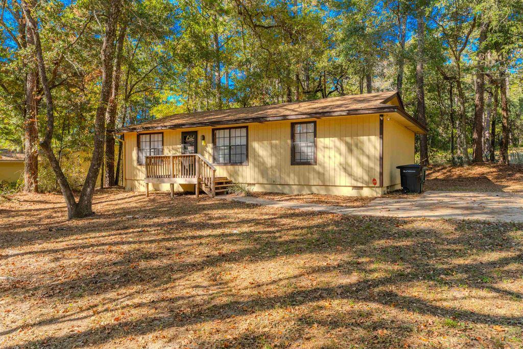 Photo of 2424 Jolene Lane, Tallahassee, FL 32303 (MLS # 393374)