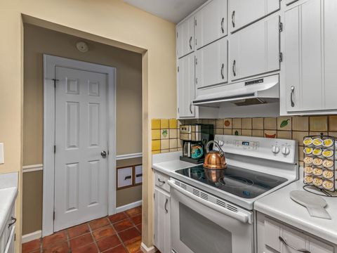 Tiny photo for 3104 Oak Hammock Lane #U, Tallahassee, FL 32301 (MLS # 391754)