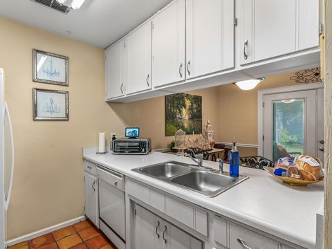 Tiny photo for 3104 Oak Hammock Lane #U, Tallahassee, FL 32301 (MLS # 391754)