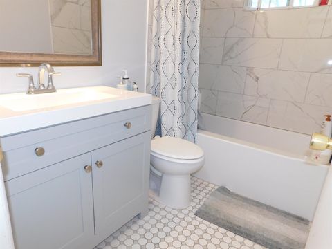 Tiny photo for 761 S Madison Street, Quincy, FL 32351 (MLS # 399273)
