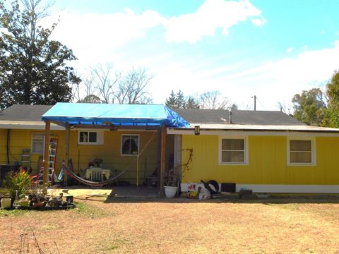 Tiny photo for 761 S Madison Street, Quincy, FL 32351 (MLS # 399273)