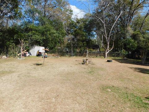 Tiny photo for 761 S Madison Street, Quincy, FL 32351 (MLS # 399273)
