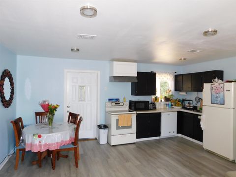 Tiny photo for 761 S Madison Street, Quincy, FL 32351 (MLS # 399273)