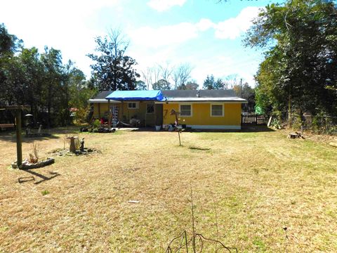 Tiny photo for 761 S Madison Street, Quincy, FL 32351 (MLS # 399273)