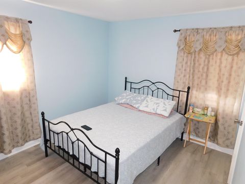 Tiny photo for 761 S Madison Street, Quincy, FL 32351 (MLS # 399273)