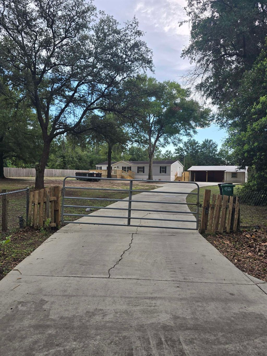 Photo of 8049 BLOUNTSTOWN HWY HWY, Tallahassee, FL 32310 (MLS # 402646)