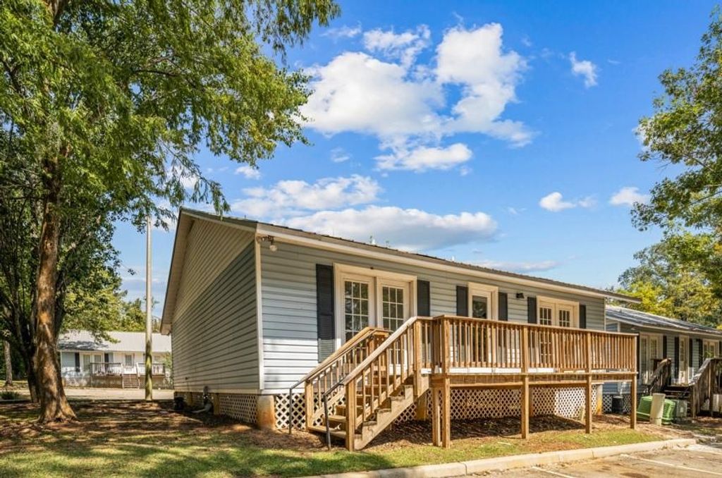 Photo of 2218 Magnolia Circle #202, Tallahassee, FL 32301 (MLS # 391755)
