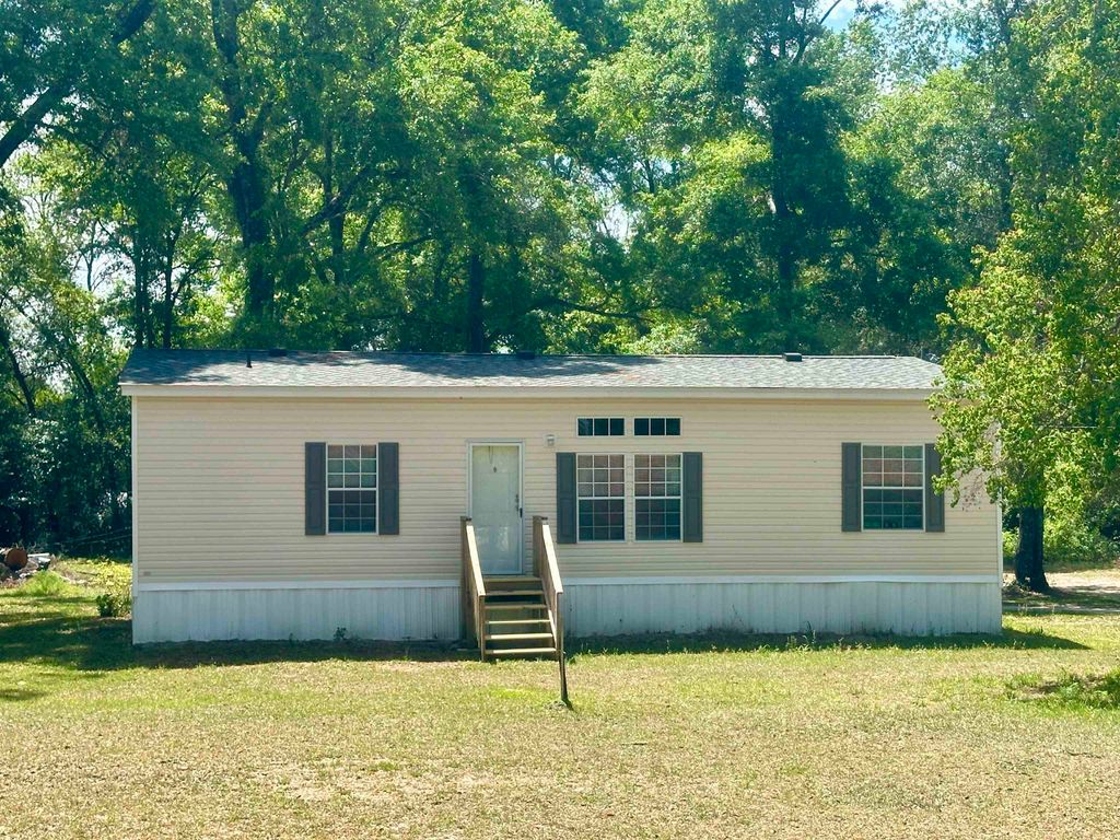 Photo of 55 Jared Street, Crawfordville, FL 32327 (MLS # 398551)