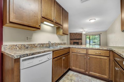 Tiny photo for 2398 Continental Avenue, Tallahassee, FL 32304 (MLS # 392480)