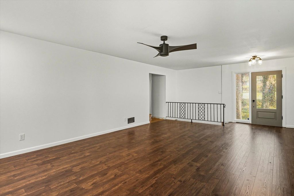 Photo of 2106 Great Oak Drive, Tallahassee, FL 32303 (MLS # 393776)