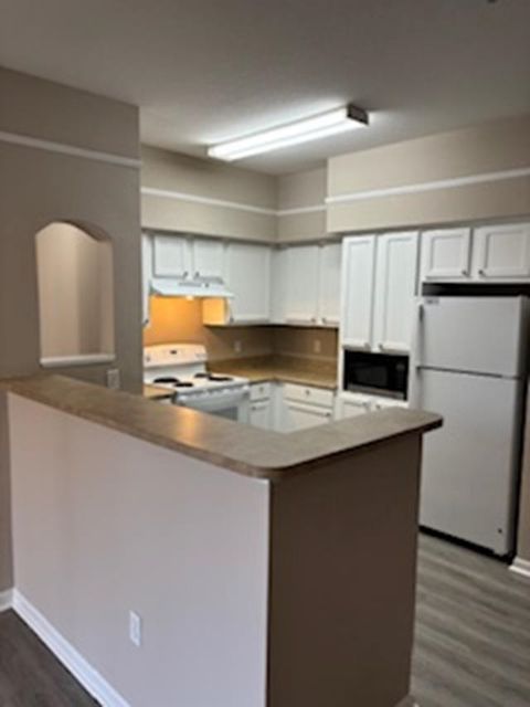 Tiny photo for 2801 CHANCELLORSVILLE Drive #324, Tallahassee, FL 32312 (MLS # 382822)