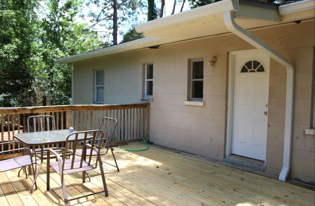 Photo of 1674 sharkey St, Tallahassee, FL 32304 (MLS # 360435)