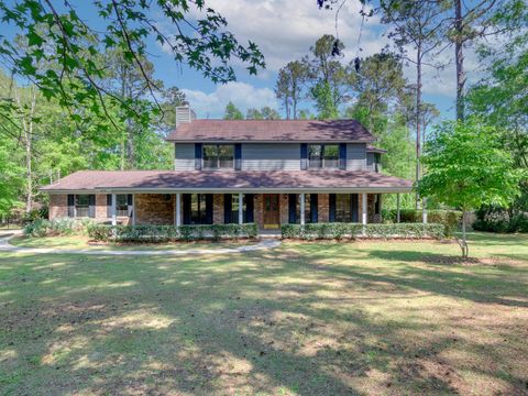 A home in TALLAHASSEE