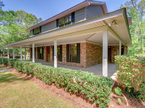 A home in TALLAHASSEE