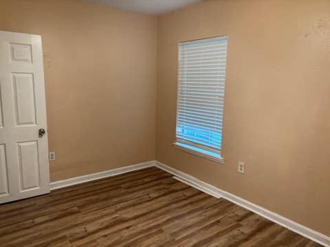 Tiny photo for 509 Yaeger Street, Tallahassee, FL 32301 (MLS # 402769)