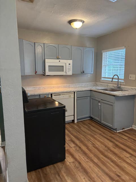 Tiny photo for 509 Yaeger Street, Tallahassee, FL 32301 (MLS # 402769)