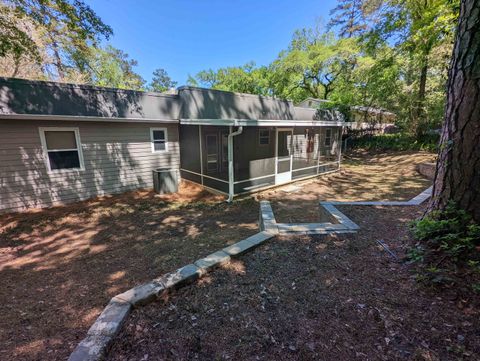 A home in TALLAHASSEE