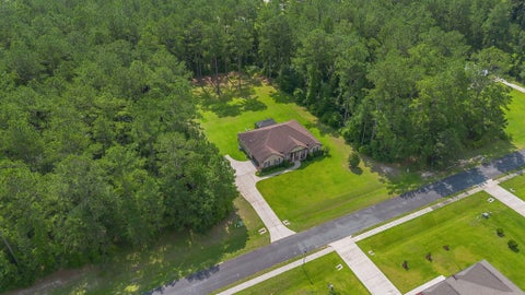 Tiny photo for 115 Oak Grove Lane, Quincy, FL 32351 (MLS # 401862)