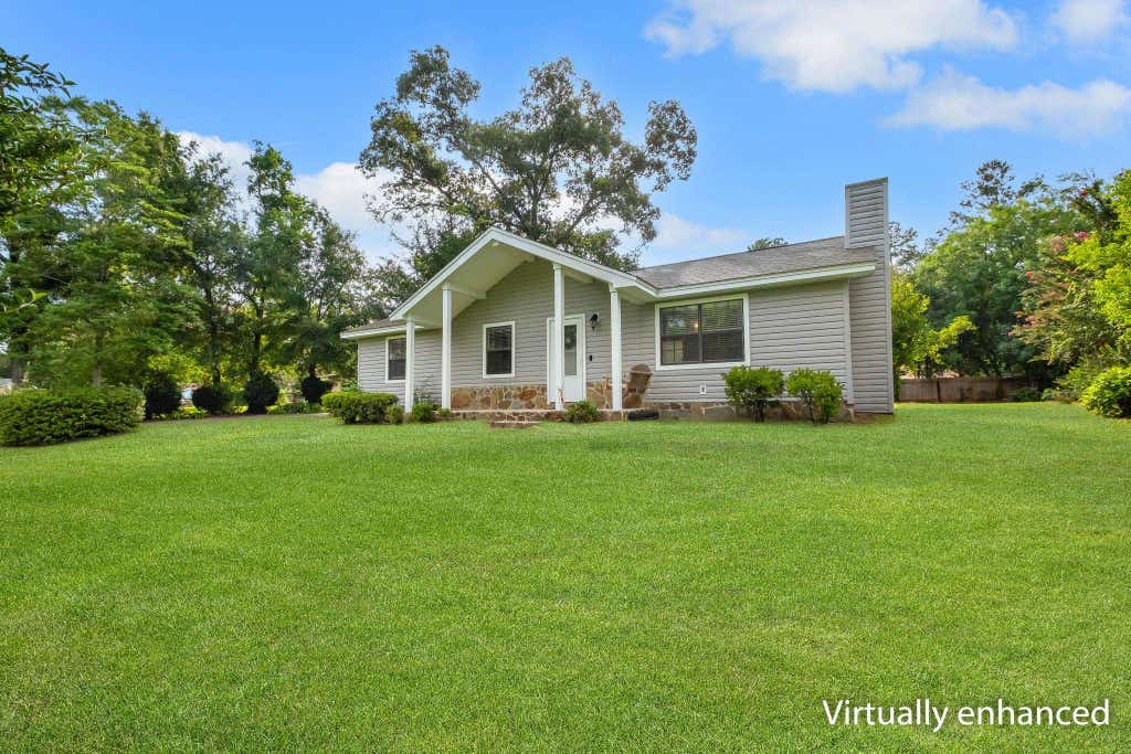 Photo of 47 Kings Court, Havana, FL 32333 (MLS # 402631)