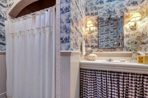 Tiny photo for 262 Red Fox Lane, Havana, FL 32333 (MLS # 394444)