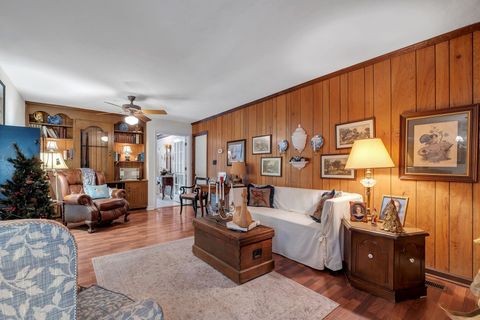 Tiny photo for 262 Red Fox Lane, Havana, FL 32333 (MLS # 394444)