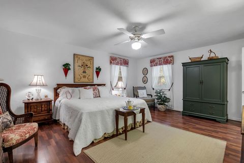 Tiny photo for 262 Red Fox Lane, Havana, FL 32333 (MLS # 394444)