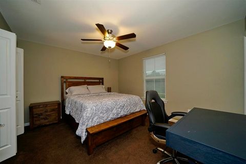 Tiny photo for 1992 Greencastle Lane, Tallahassee, FL 32304 (MLS # 390715)