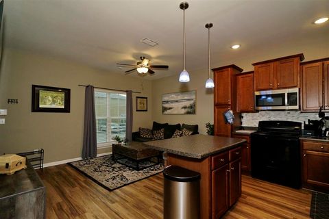 Tiny photo for 1992 Greencastle Lane, Tallahassee, FL 32304 (MLS # 390715)