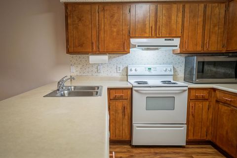 Tiny photo for 910 NW Alliegood Court, Tallahassee, FL 32303 (MLS # 393135)