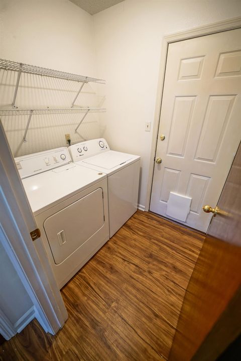 Tiny photo for 910 NW Alliegood Court, Tallahassee, FL 32303 (MLS # 393135)