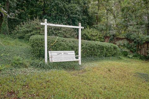 Tiny photo for 910 NW Alliegood Court, Tallahassee, FL 32303 (MLS # 393135)