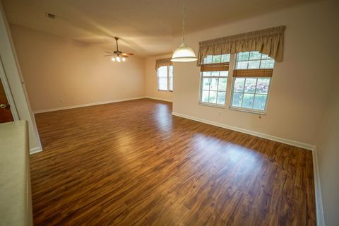 Tiny photo for 910 NW Alliegood Court, Tallahassee, FL 32303 (MLS # 393135)