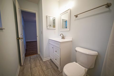 Tiny photo for 910 NW Alliegood Court, Tallahassee, FL 32303 (MLS # 393135)