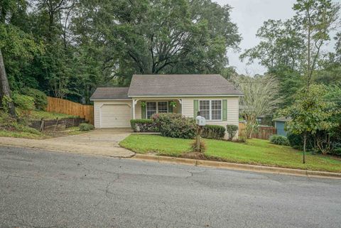 Photo of 910 NW Alliegood Court, Tallahassee, FL 32303 (MLS # 393135)