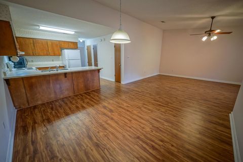 Tiny photo for 910 NW Alliegood Court, Tallahassee, FL 32303 (MLS # 393135)