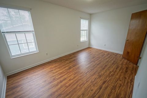 Tiny photo for 910 NW Alliegood Court, Tallahassee, FL 32303 (MLS # 393135)
