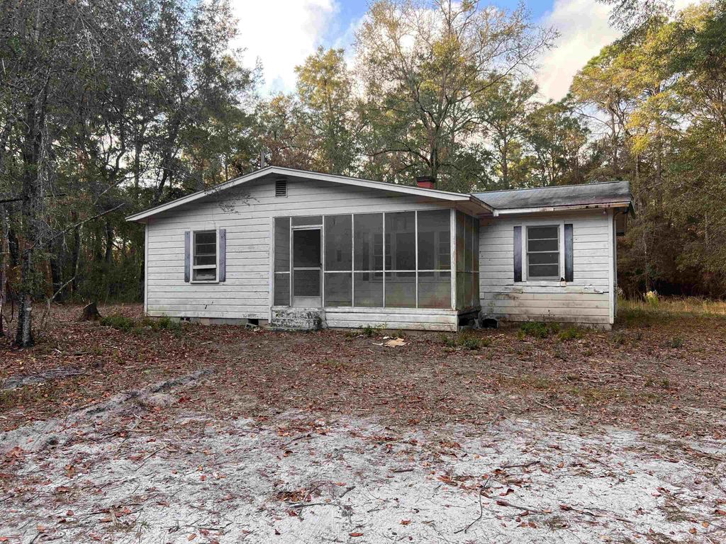 Photo of 520 New Light Church Road, Crawfordville, FL 32327 (MLS # 393955)