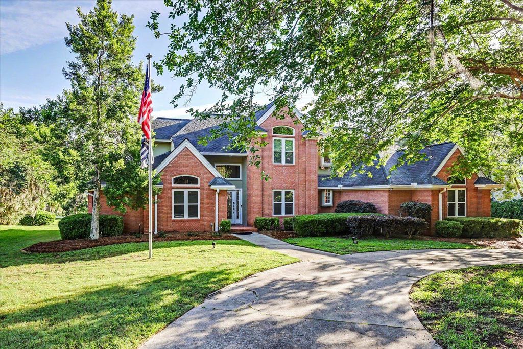 Photo of 610 Summerbrooke Drive, Tallahassee, FL 32312 (MLS # 400218)