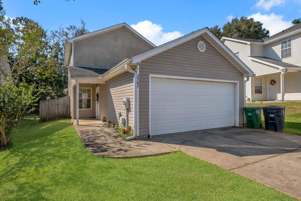 Photo of 2563 Chandalar Lane, Tallahassee, FL 32311 (MLS # 392036)