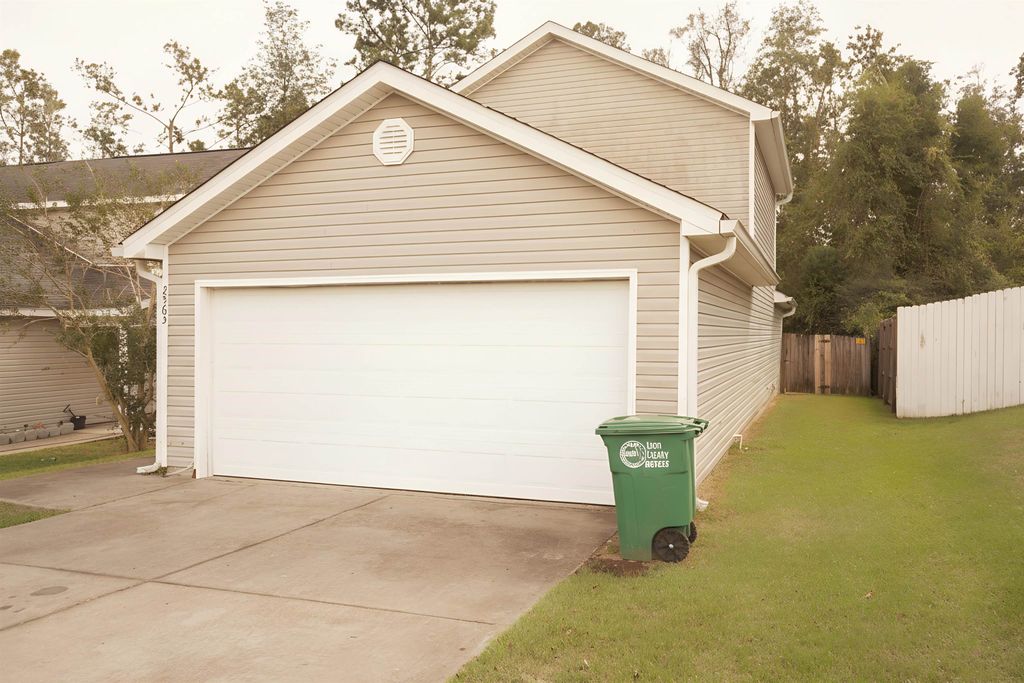Photo of 2563 Chandalar Lane, Tallahassee, FL 32311 (MLS # 392036)