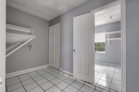 Tiny photo for 7115+7117 THOMASVILLE Road #0, Tallahassee, FL 32312 (MLS # 383291)