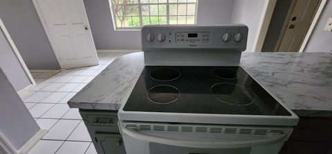 Tiny photo for 7115+7117 THOMASVILLE Road #0, Tallahassee, FL 32312 (MLS # 383291)