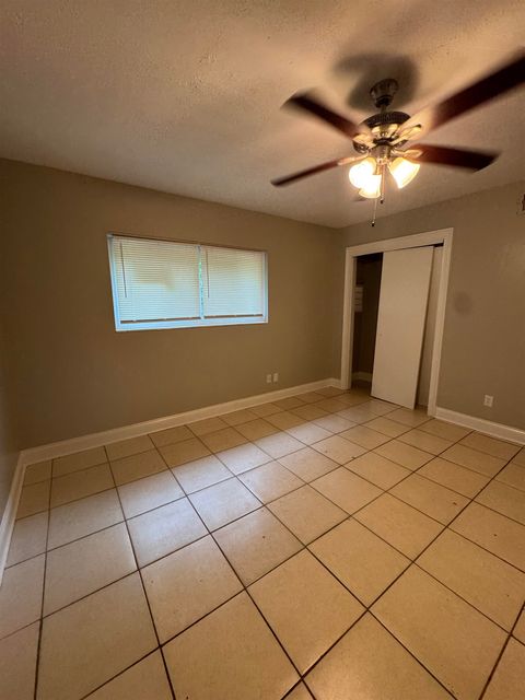 Tiny photo for 820-2 California Street #2, Tallahassee, FL 32304 (MLS # 401237)